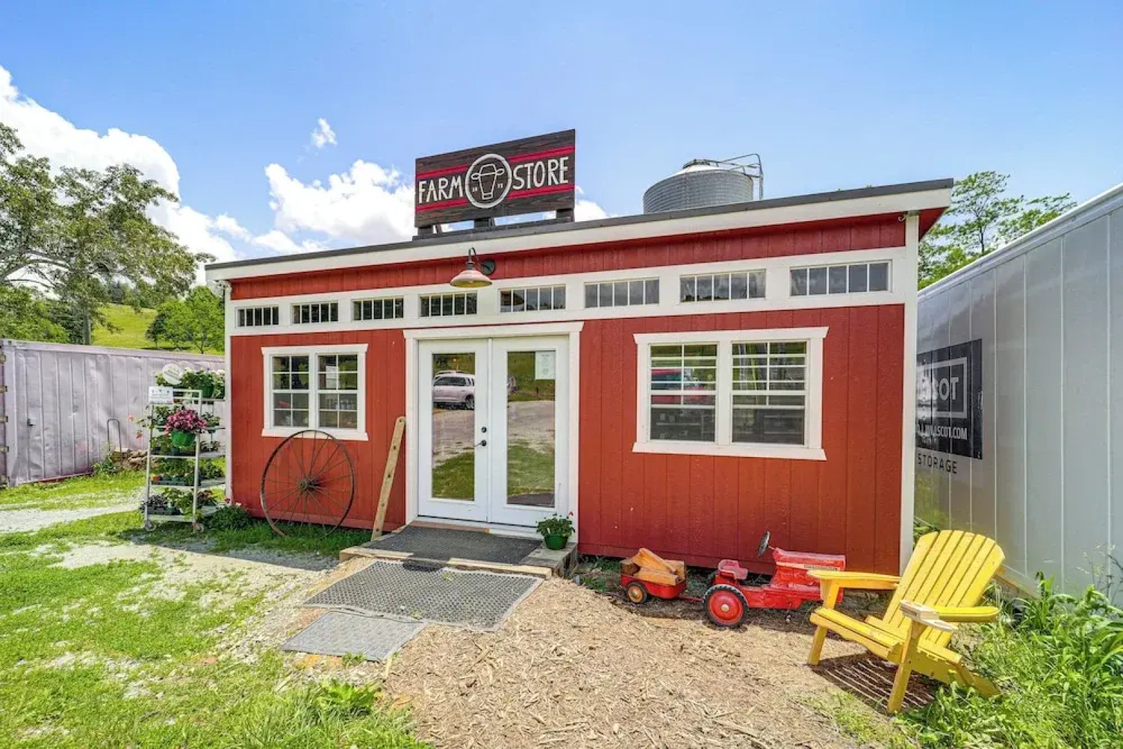 Mtn-view Deck: Scenic Glamping Getaway Near Boone!