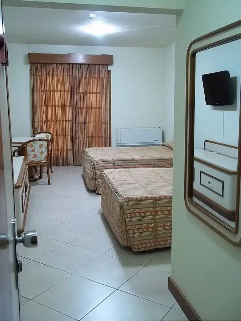 Hotel Plaza Shopping