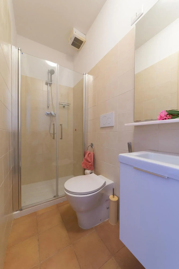 Quiet property set in a genuine context between nature and culture.-CASA PARIS