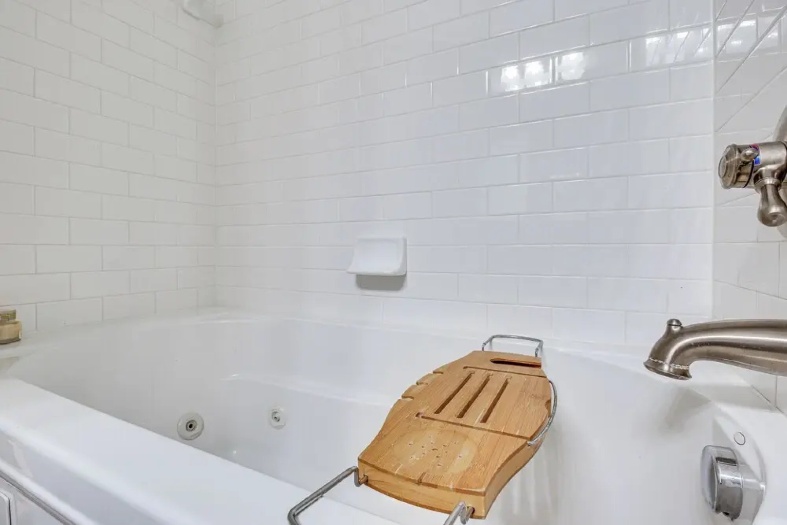 Vibrant Downtown Cincinnati Townhome w/ Sauna!