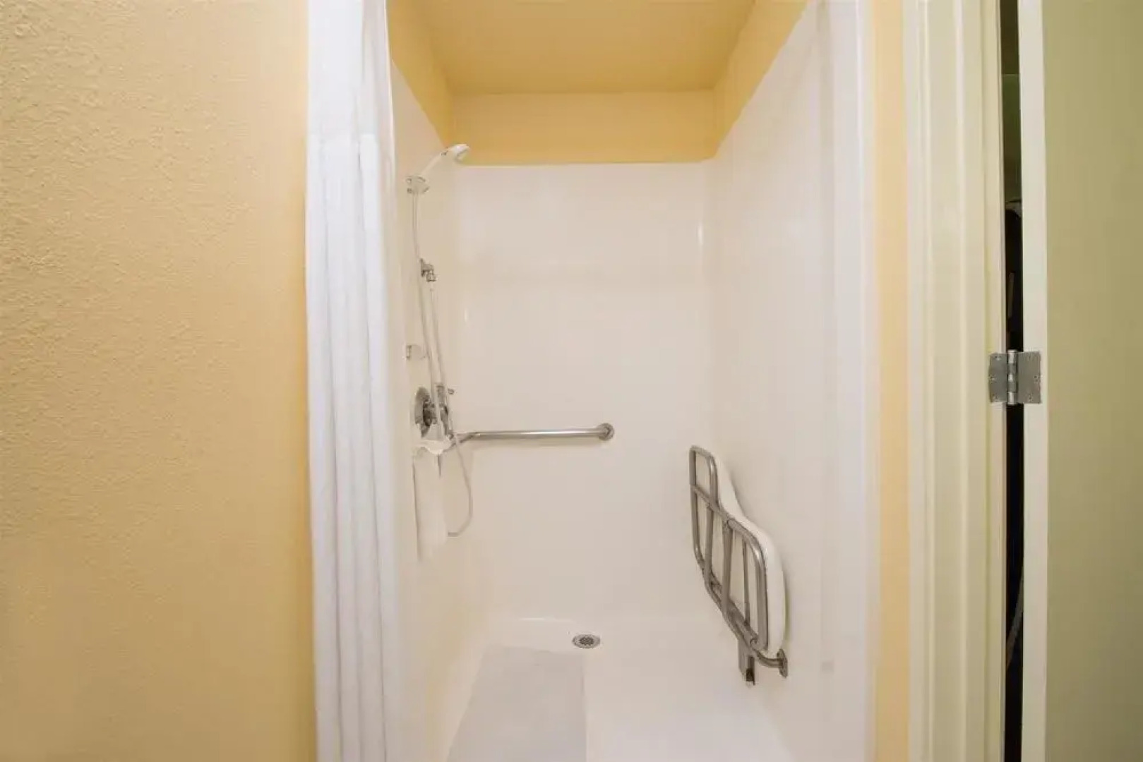 Ramada West Sacramento Hotel and Suites