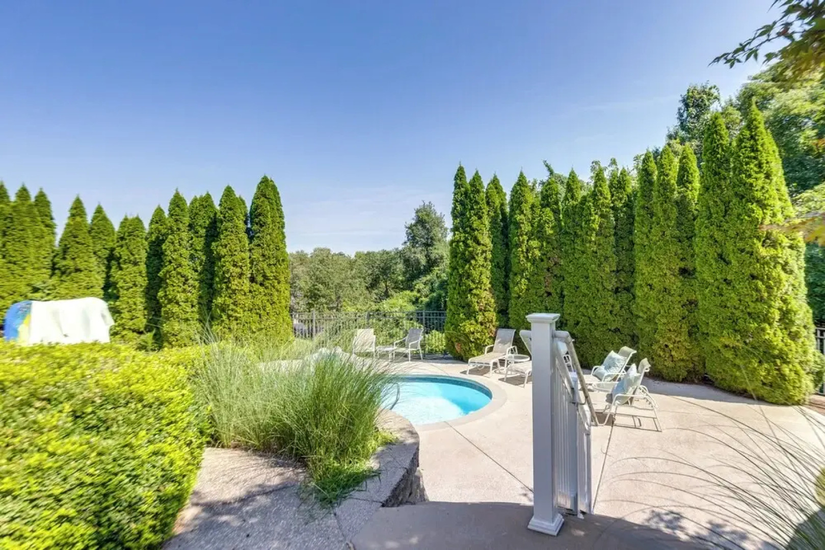 Spacious Missouri Retreat w/ Pool, Gym & Game Room