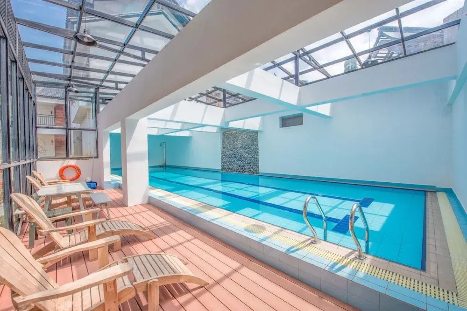 Floral Hotel Dali Luchun Garden