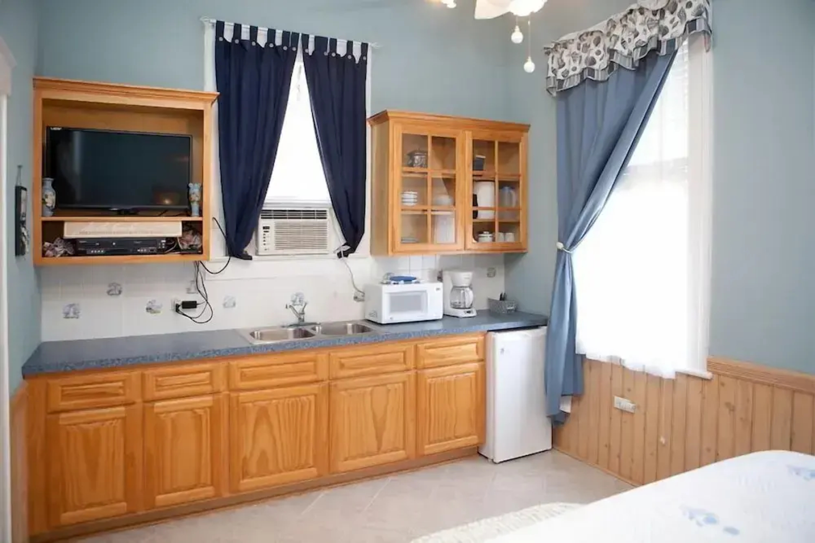 Coastal Dreams Bed & Breakfast
