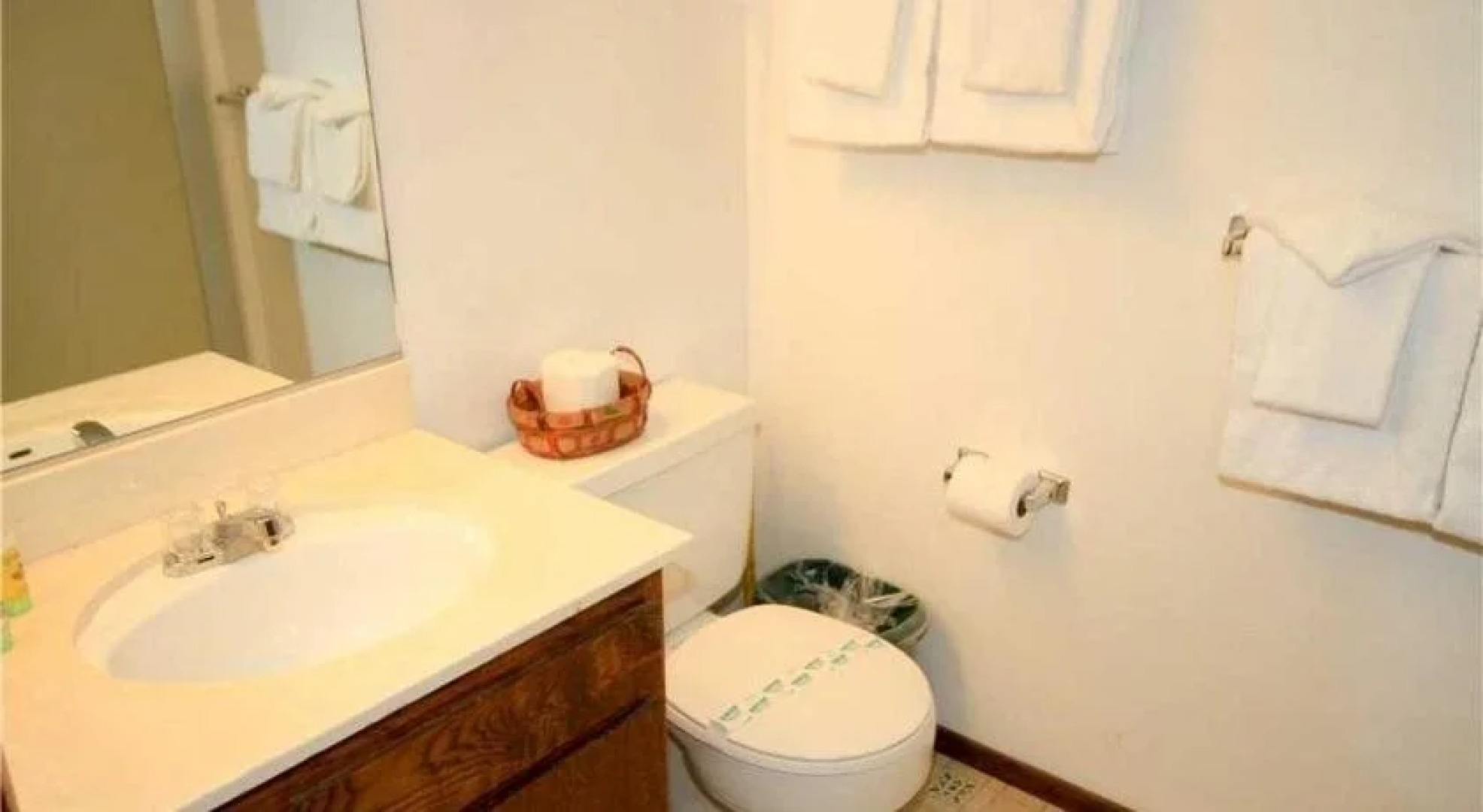 Horizons 4 Condominiums