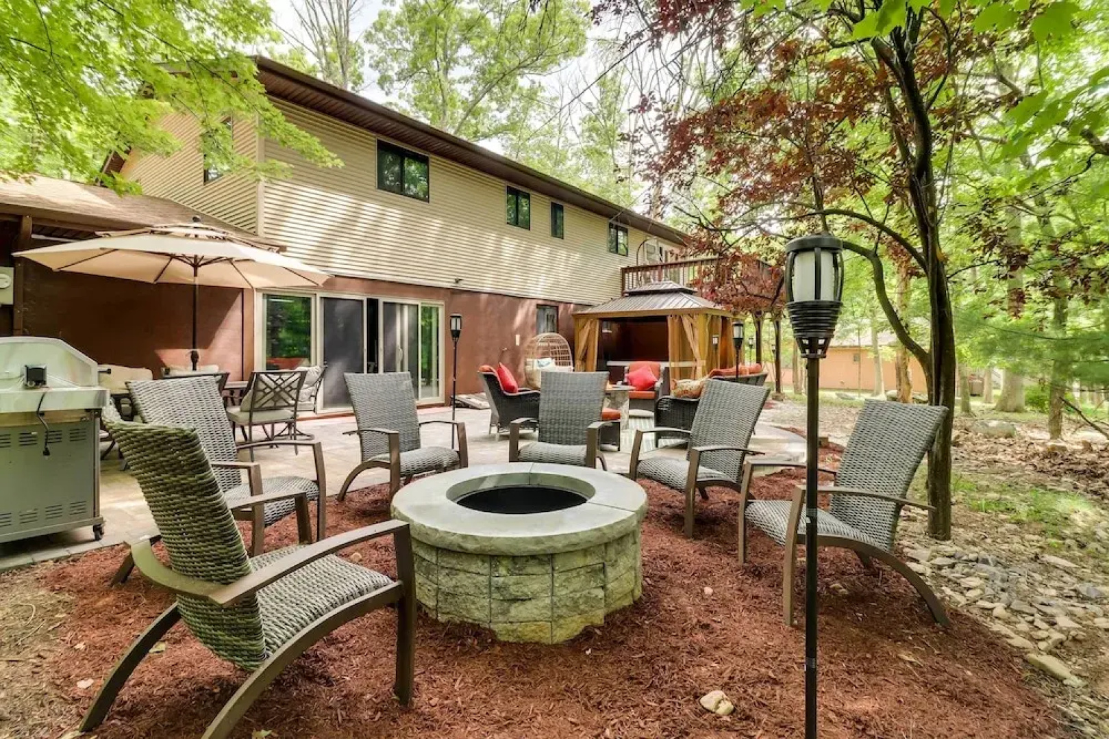 Outdoor Entertainment + Hot Tub: Poconos Home!