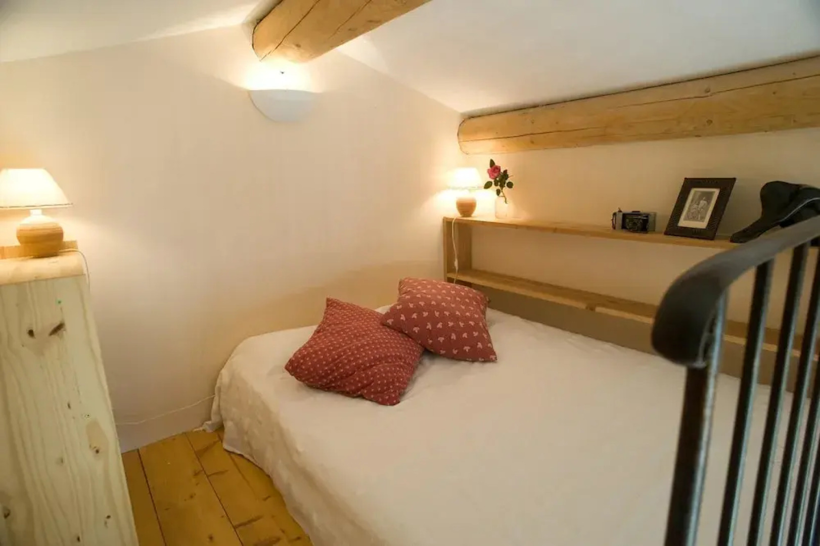 House With 2 Bedrooms in Grans, With Pool Access and Furnished Garden