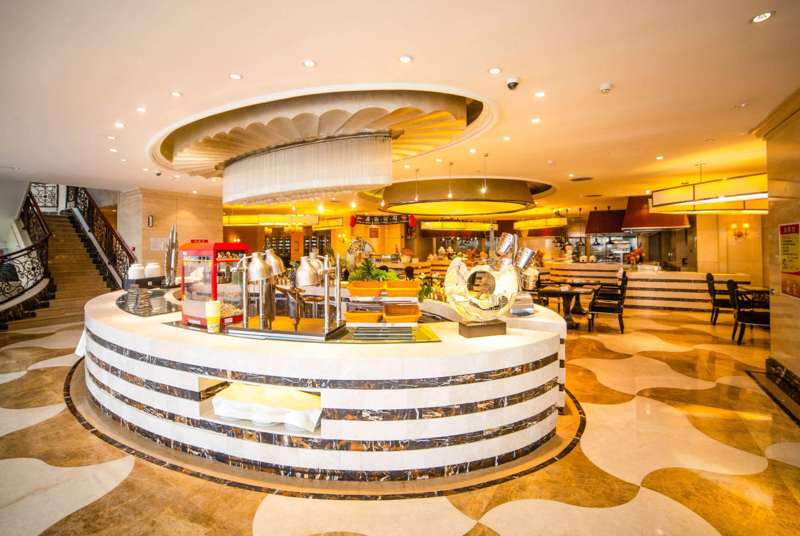 Howard Johnson by  Domando Plaza Wulanchabu
