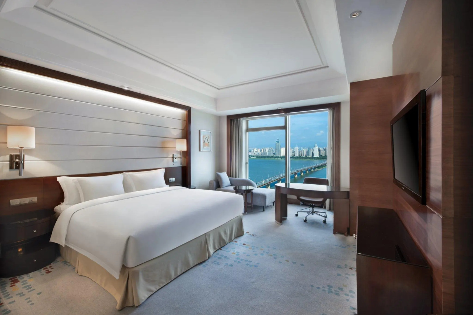 Crowne Plaza Nanchang Riverside by IHG