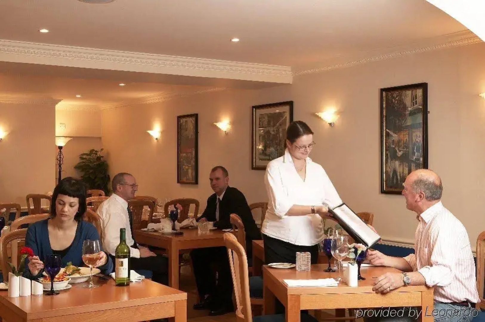 Sleeping Bear Hotel Dorchester