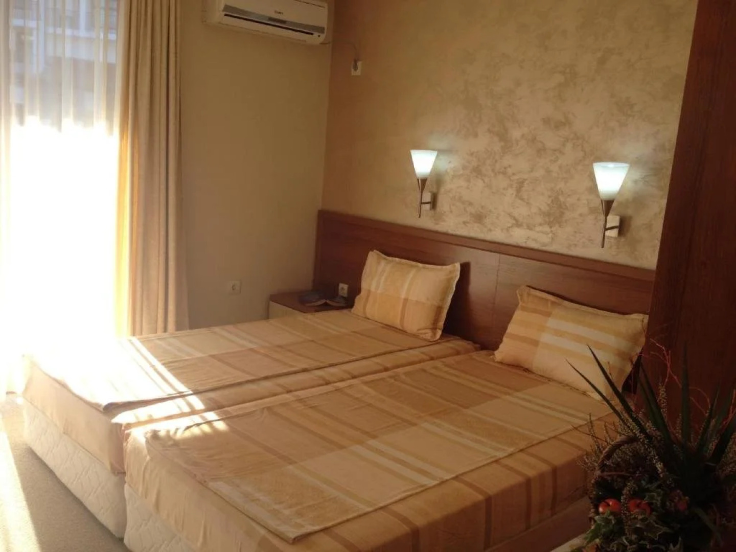 Family Hotel Radiana