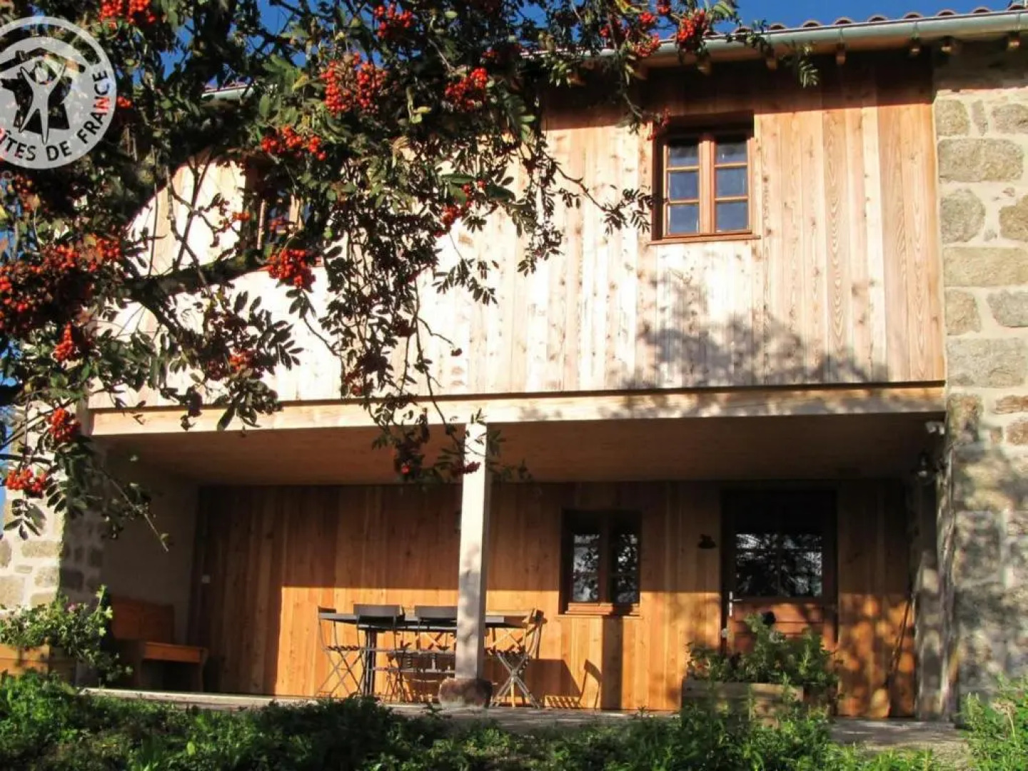 Gîte Apinac, 4 pièces, 6 personnes - FR-1-496-188