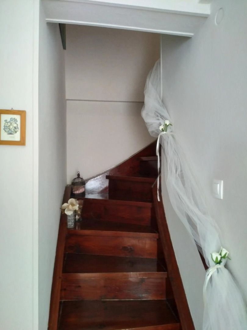 Mary's Dreamy Maisonette