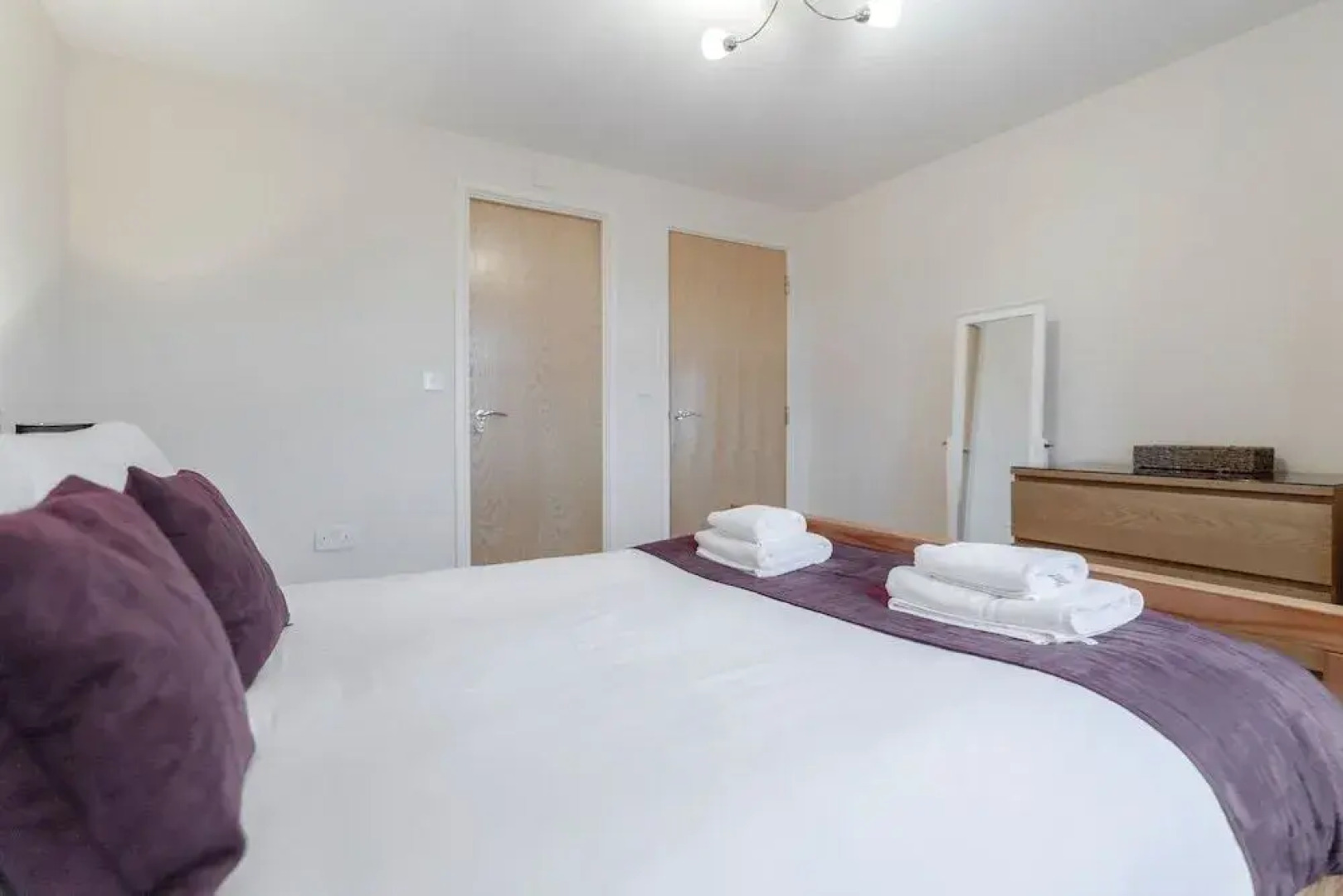 Roomspace Apartments-Courtyard Guildford