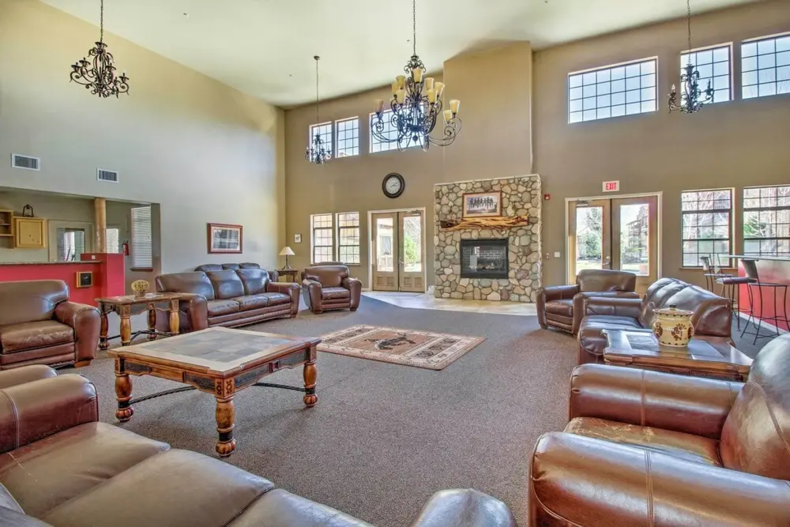 Pet-friendly Overgaard Condo: Porch & Lake Access
