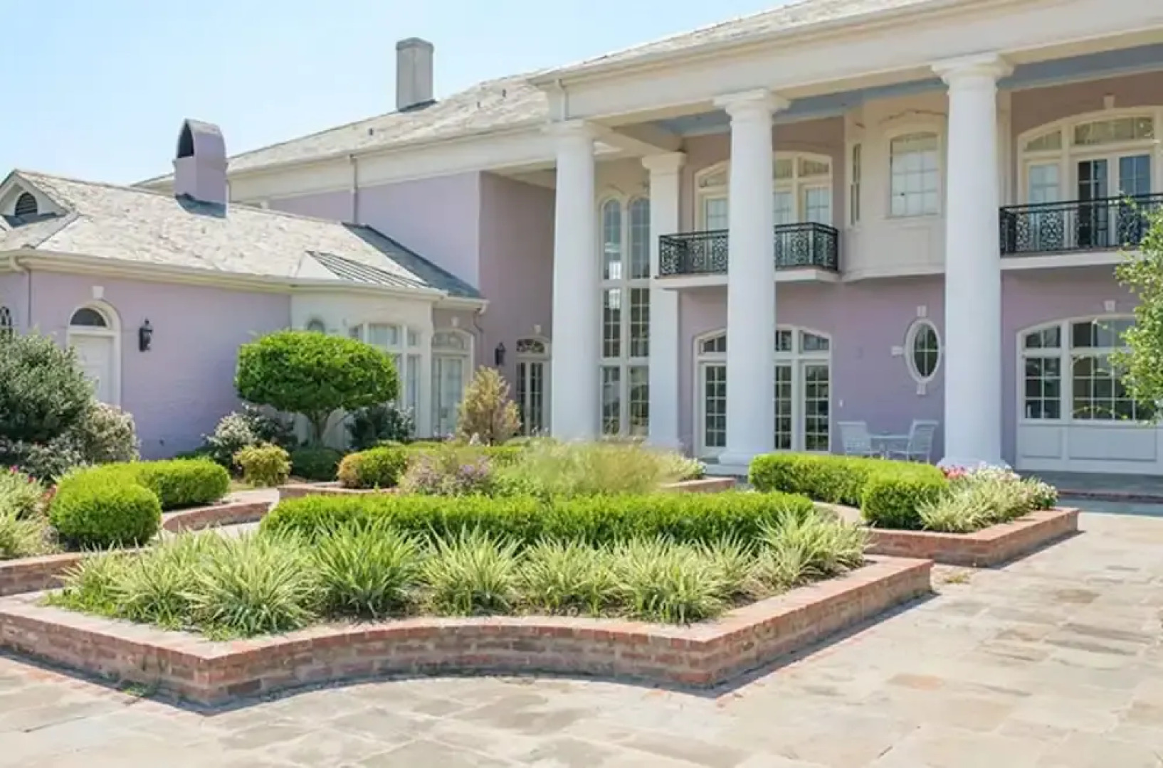 The Mansion at Red Hill