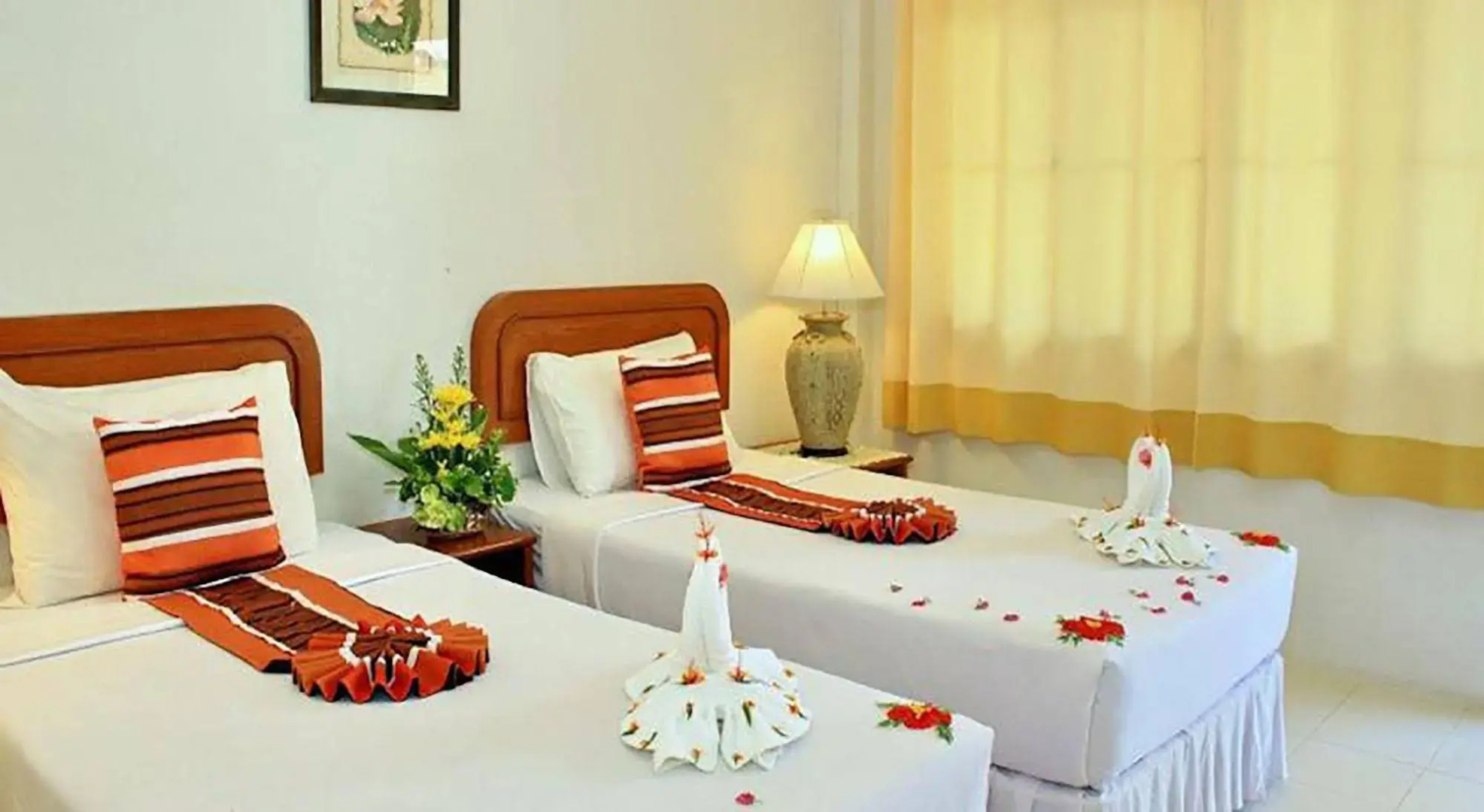 Koh Mook Charlie Beach Resort