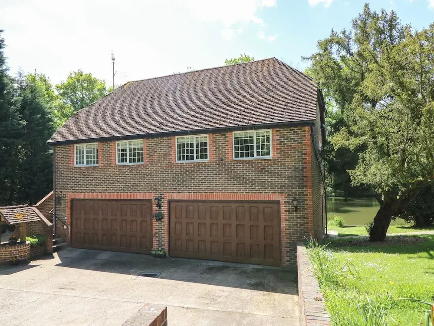 Miswells Cottages - Lake View