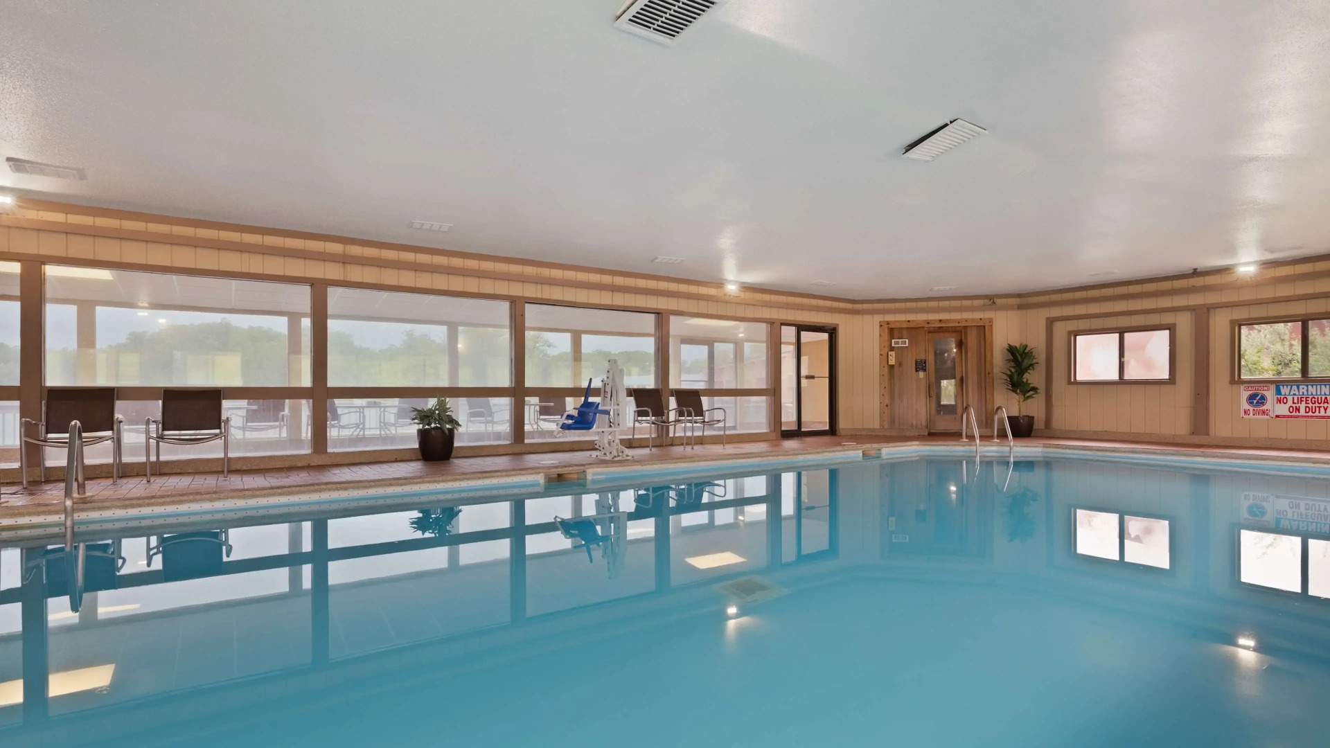 Best Western Indian Oak