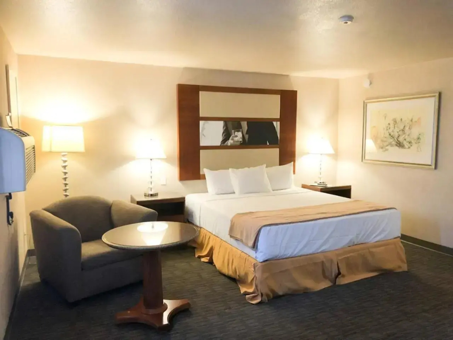 Sunrise Inn Hotel