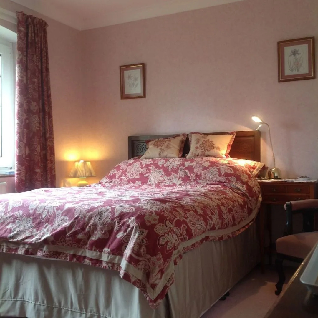 Pine Lodge Bed And Breakfast