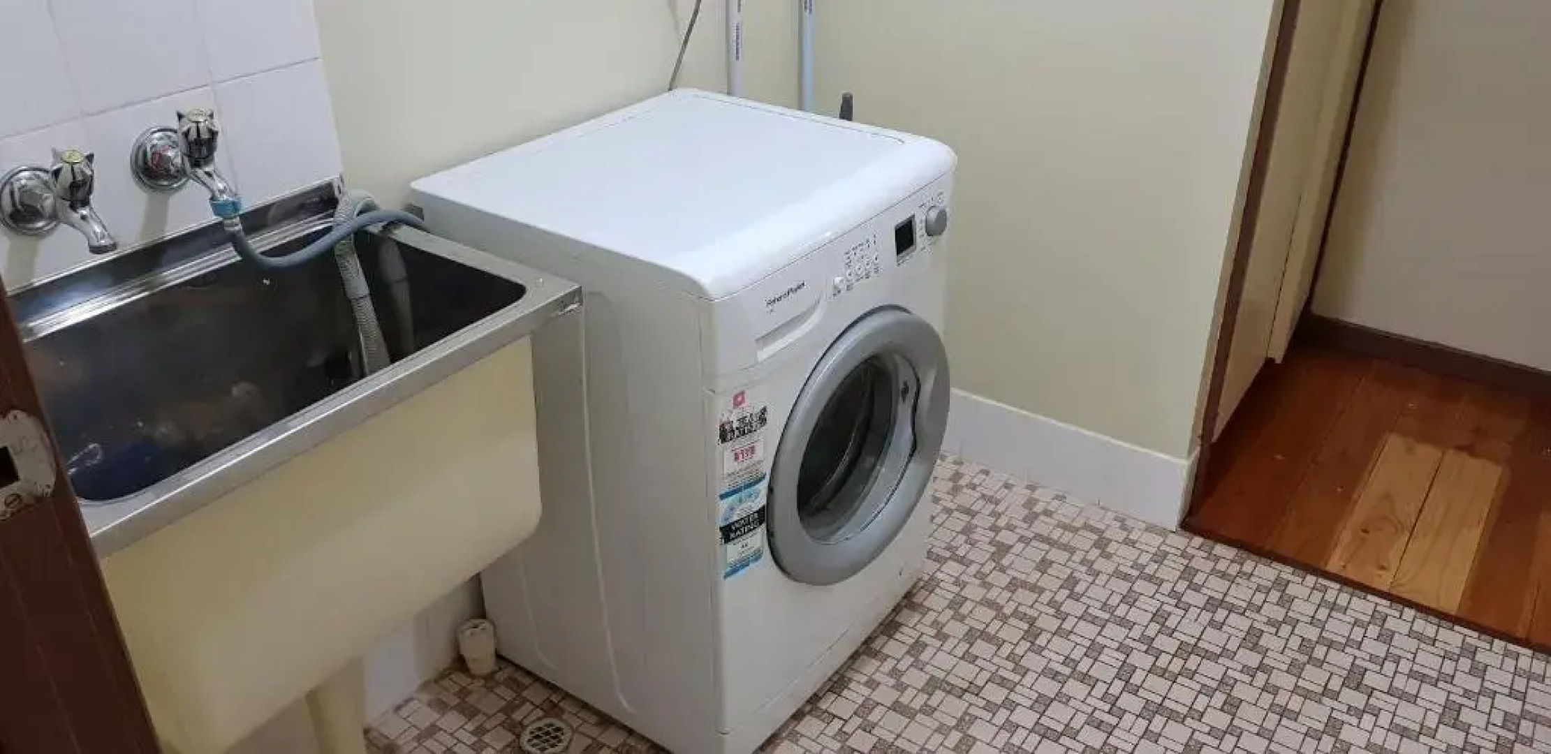 Warmont Apartments Self Contained Home