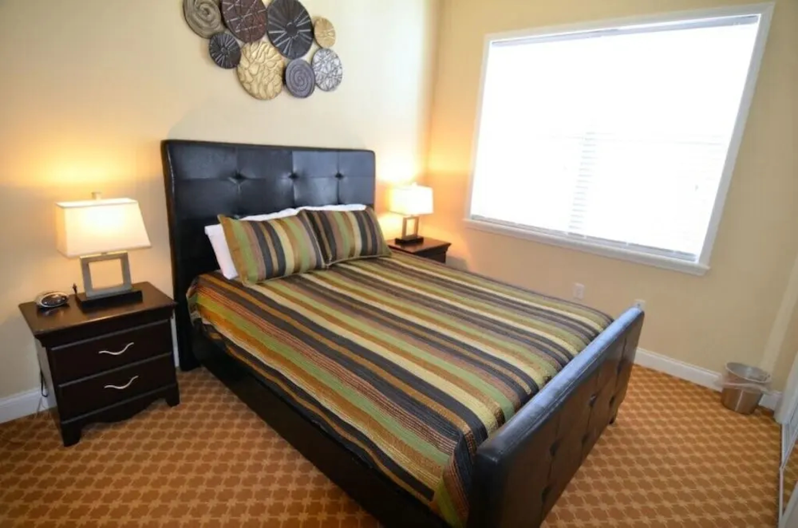 7468ed 3 Bedroom Condo