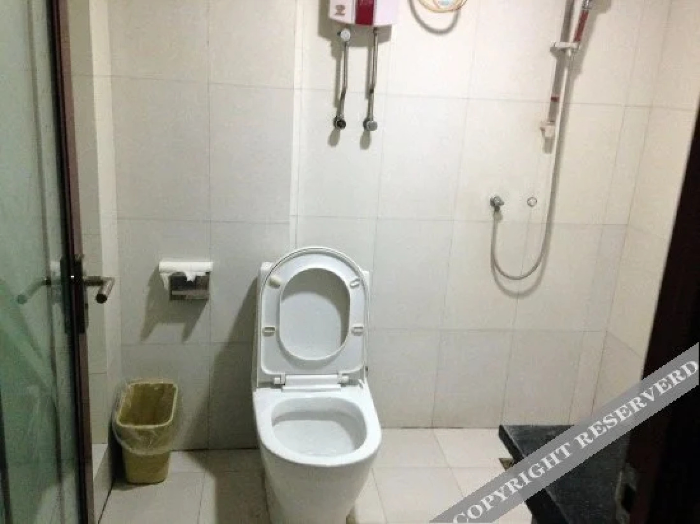 15 She Hotel (Singshui Bus Station Store)