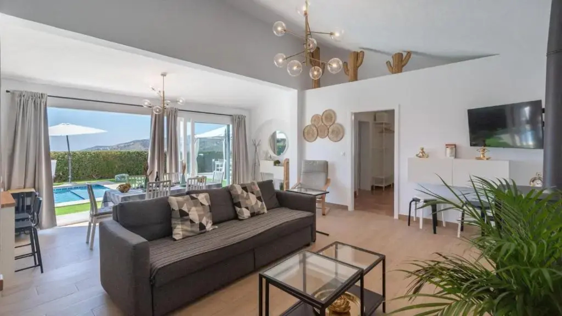 Cortijo Entre Pueblos Competa by Ruralidays