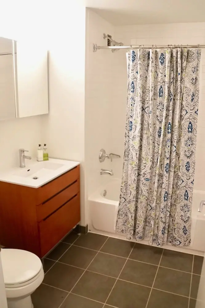 221 Luxury Suites