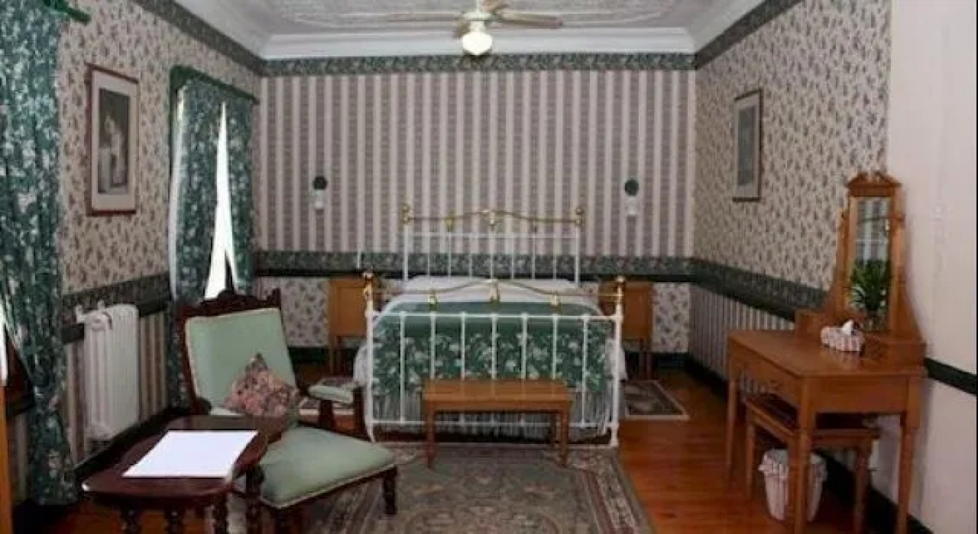 The Royal Hotel