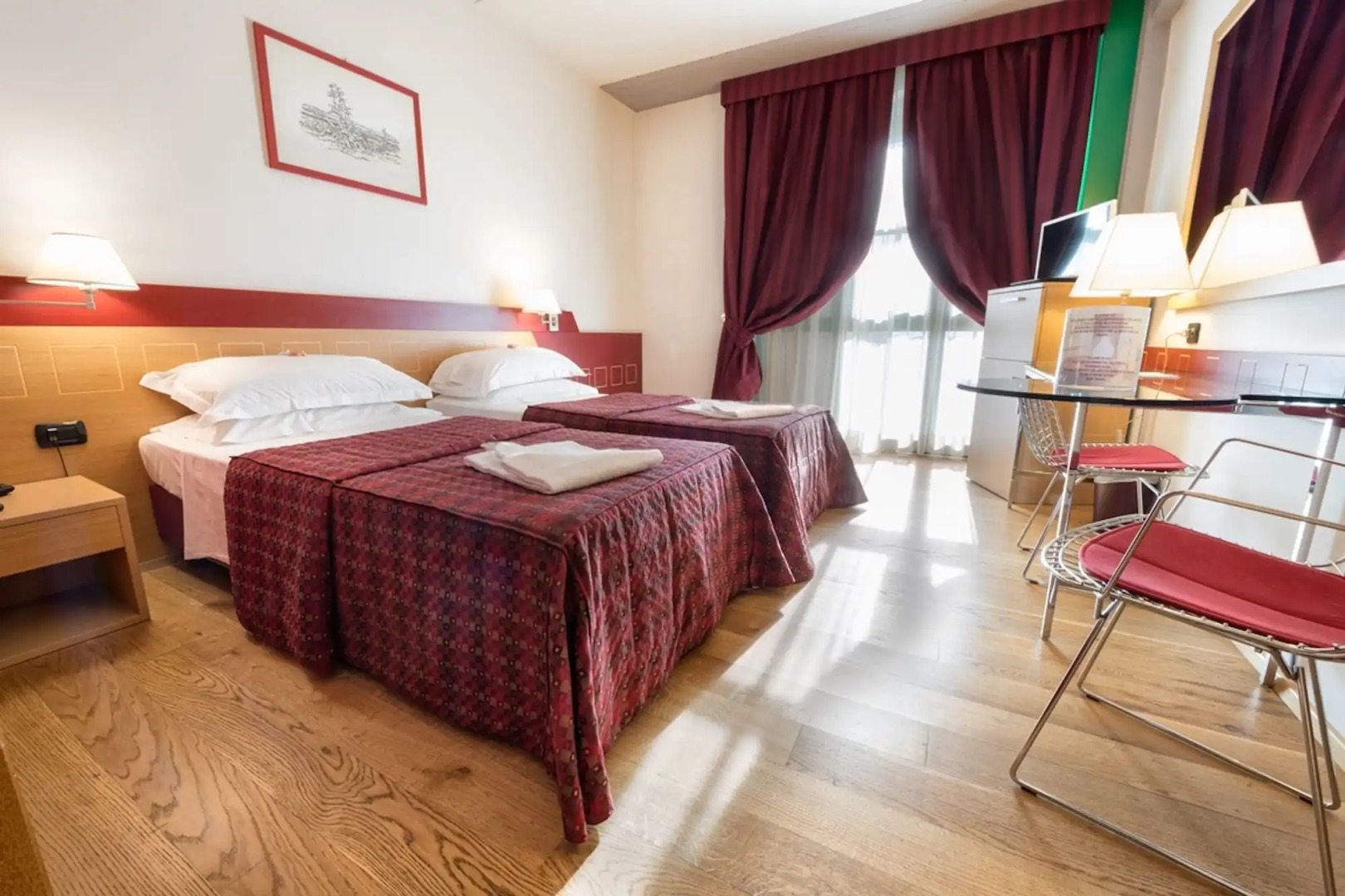 West Point Airport Hotel