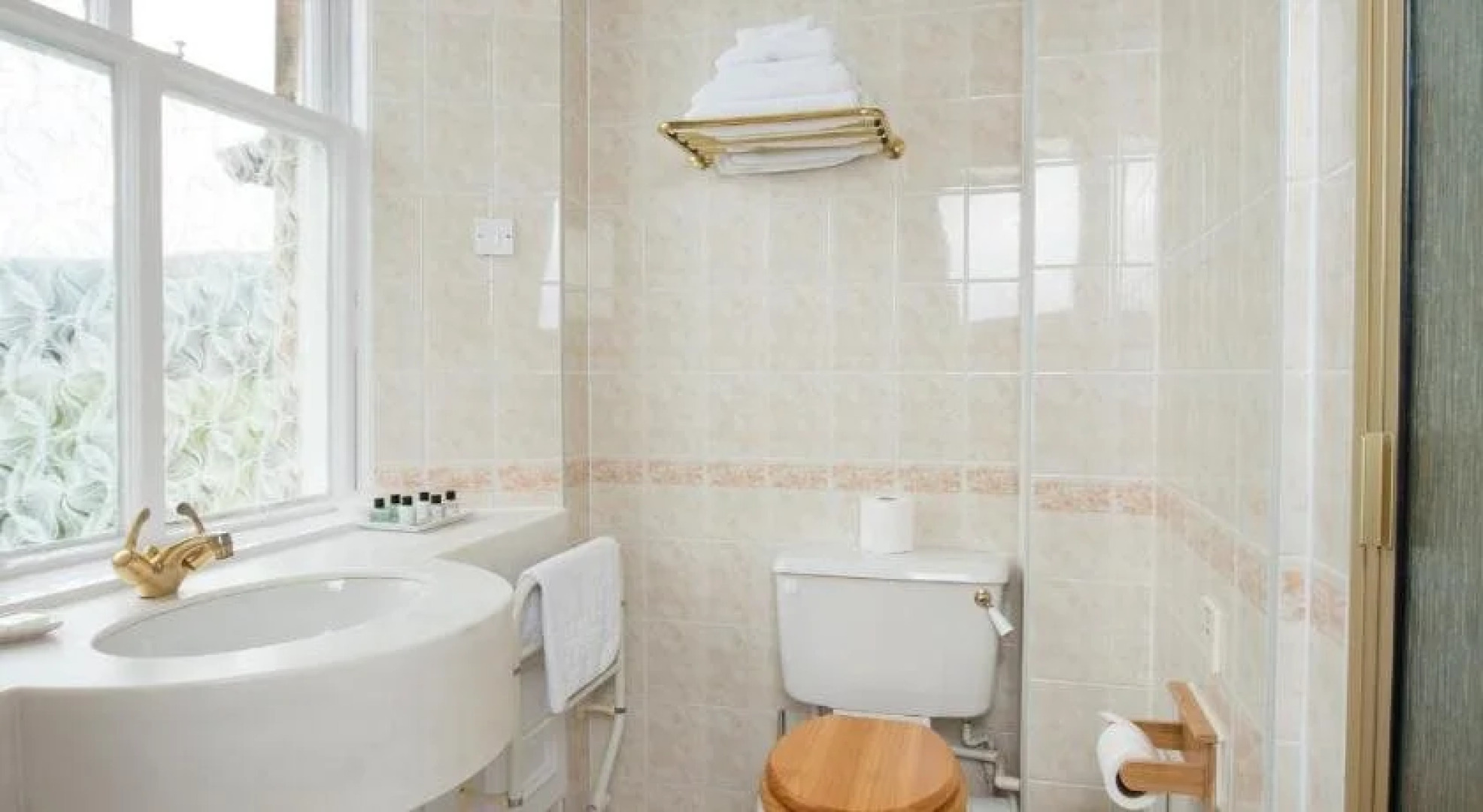 Dall Lodge Country House