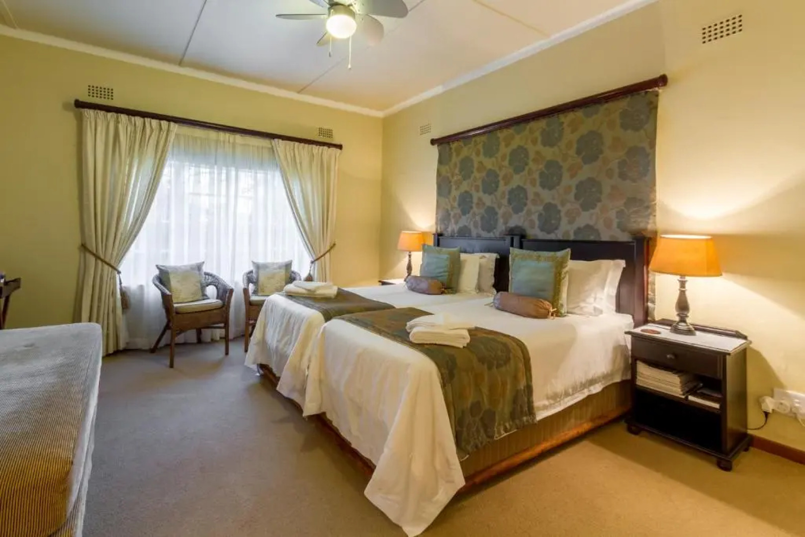 Porcupine Ridge Guest House