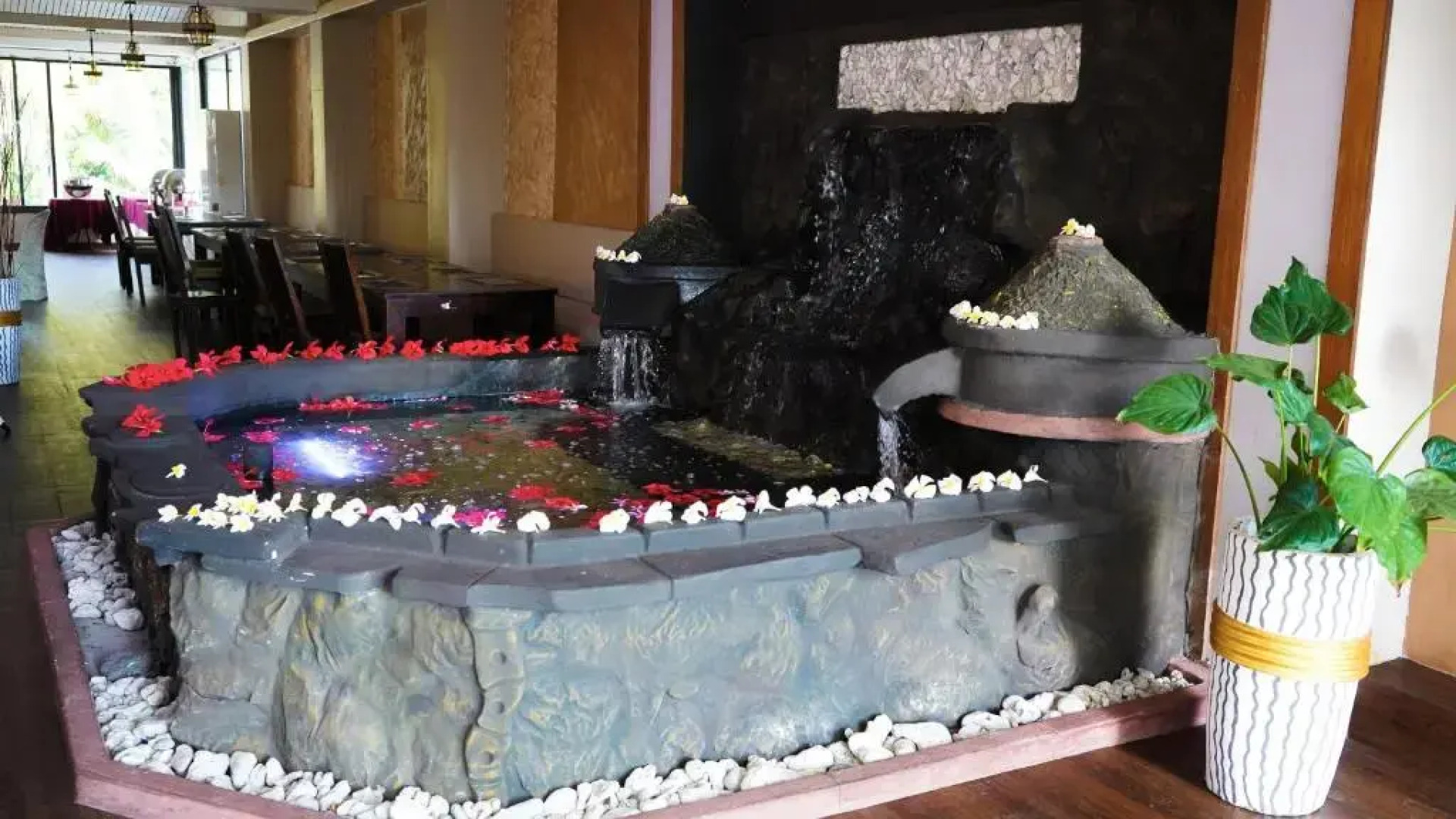 Itsandra Beach Hotel & Resort