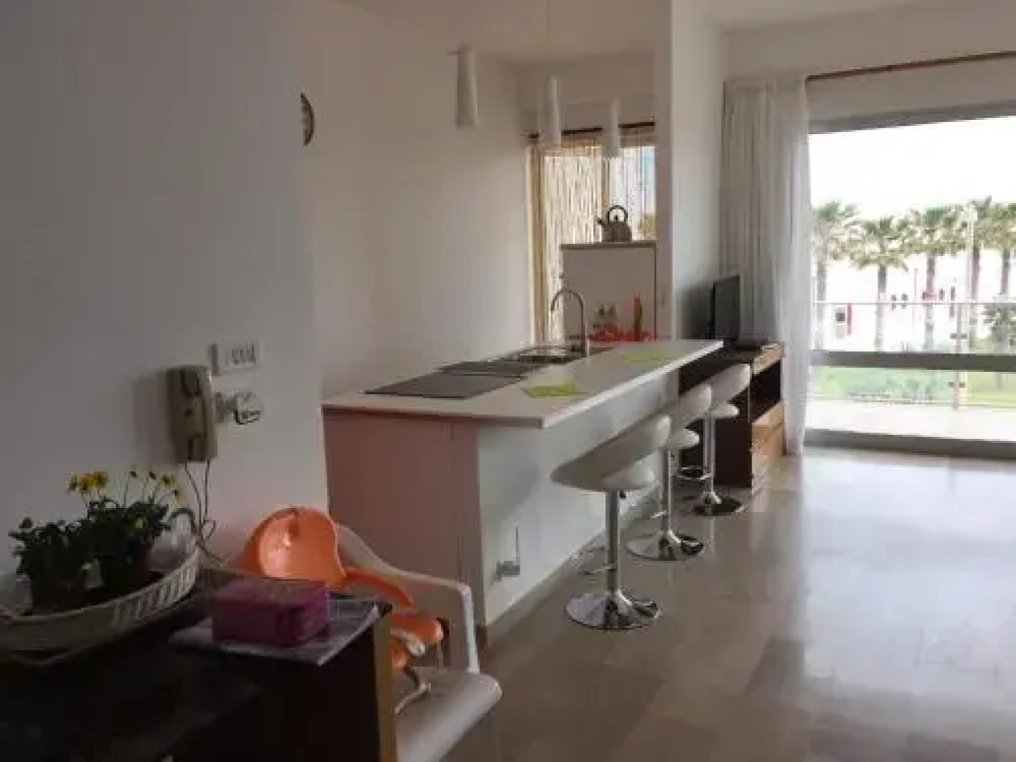 La terrazza sul porto