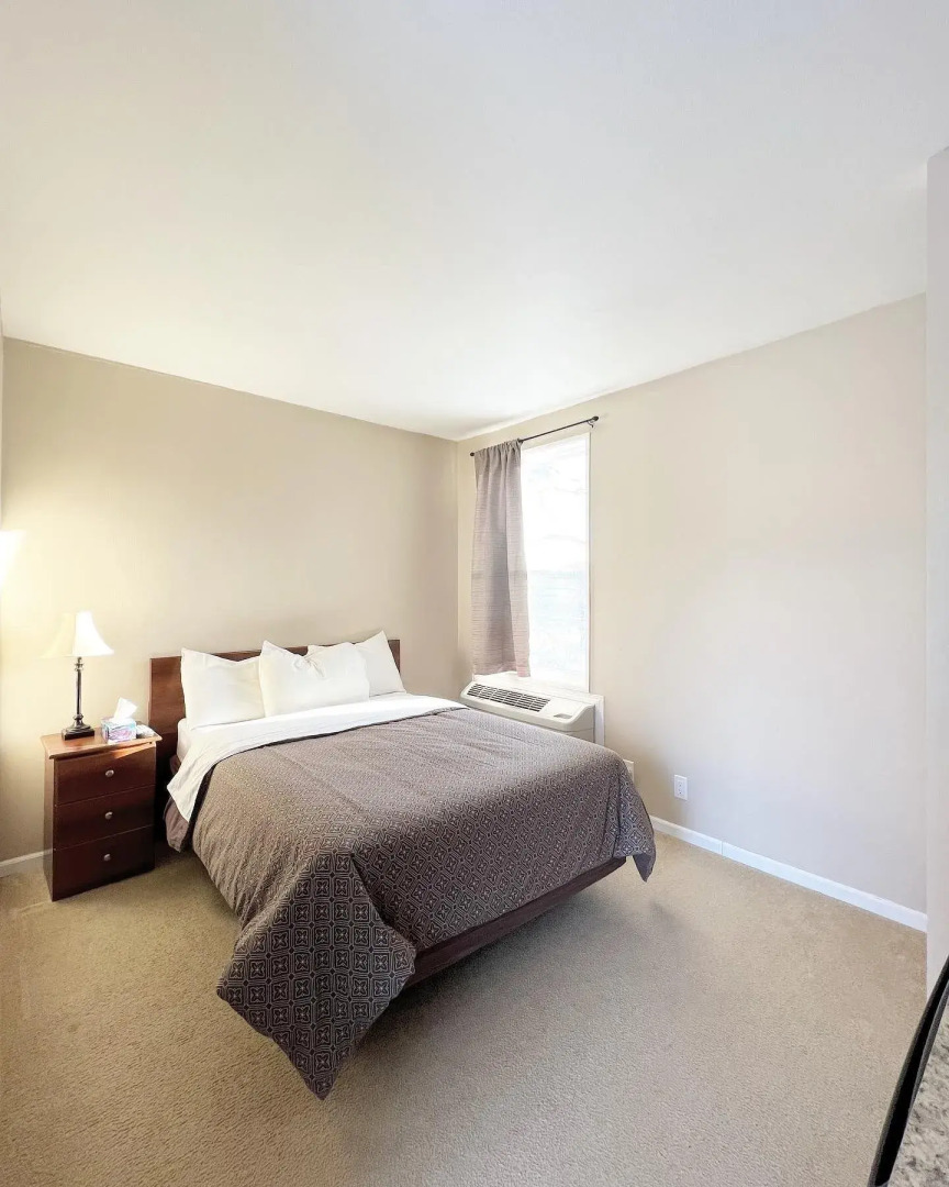 The Trail Inn - Melita, Manitoba - HWY 83/ HWY 3