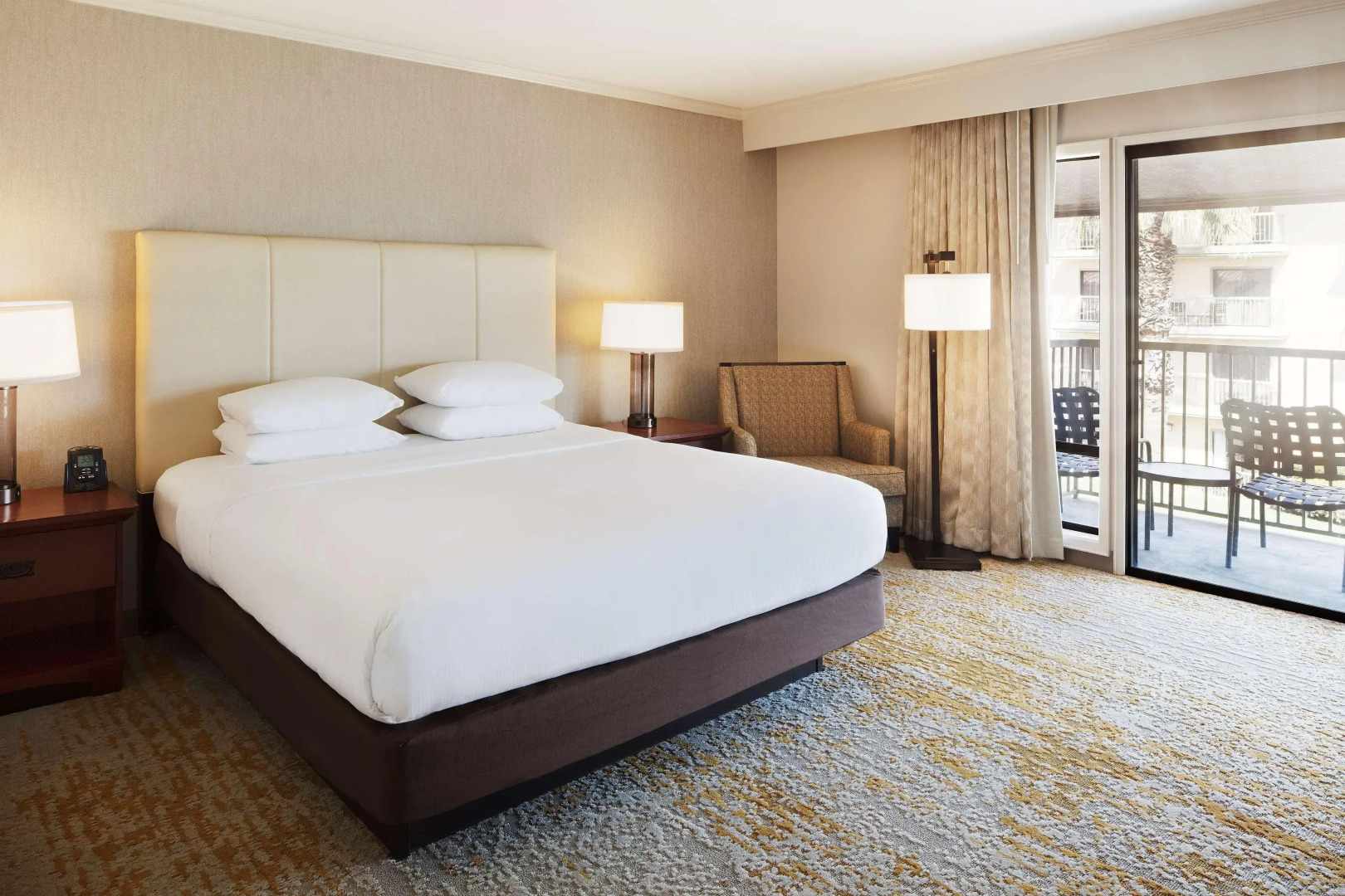 DoubleTree by Hilton Ontario Airport