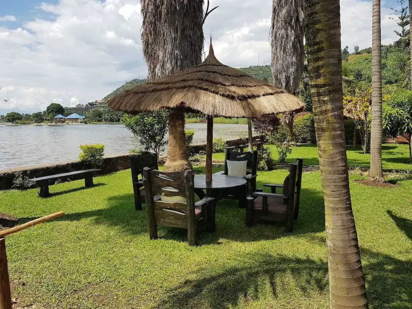 Family Nest Kivu Beach