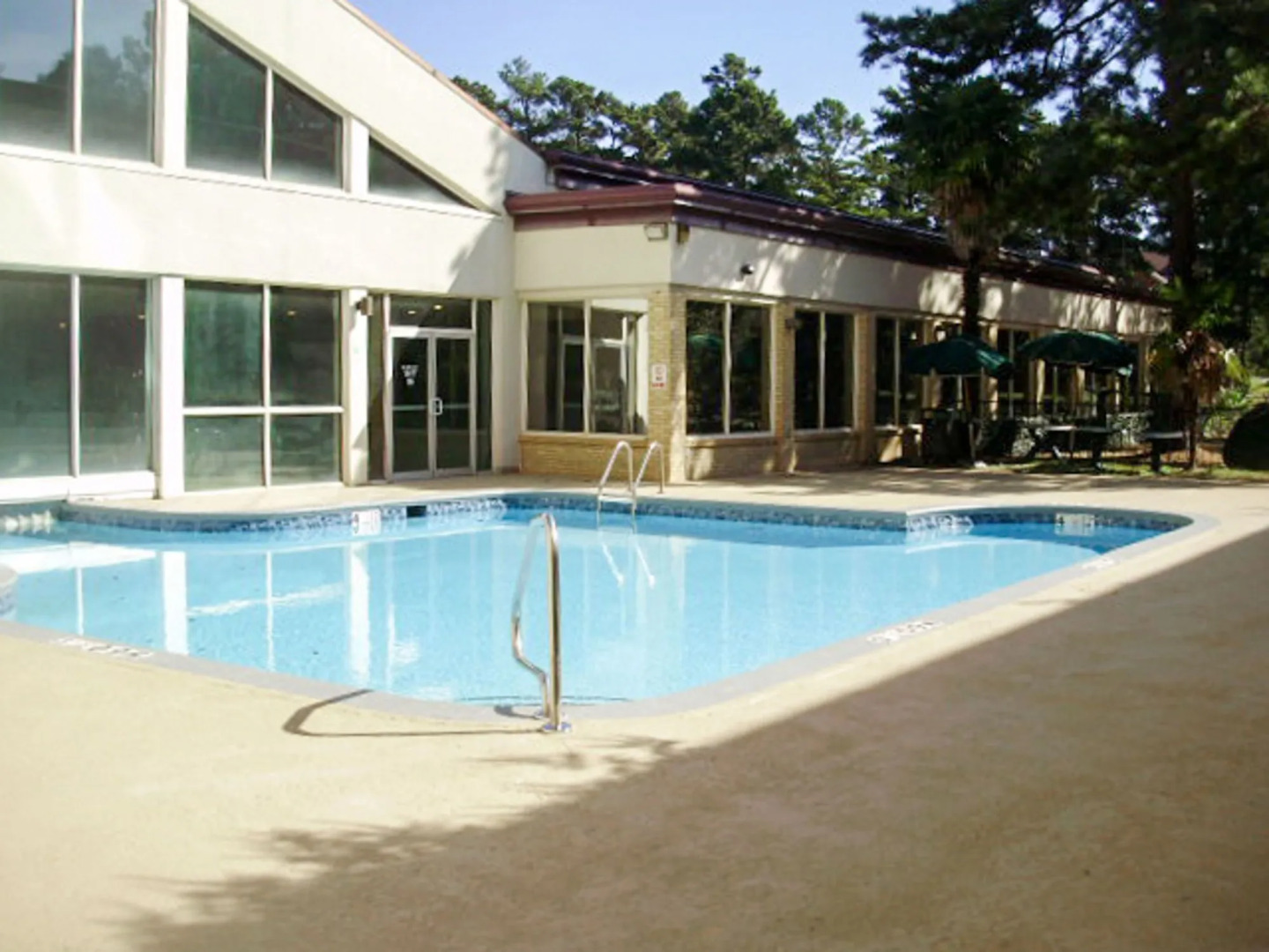Ramada by Wyndham Shreveport Airport