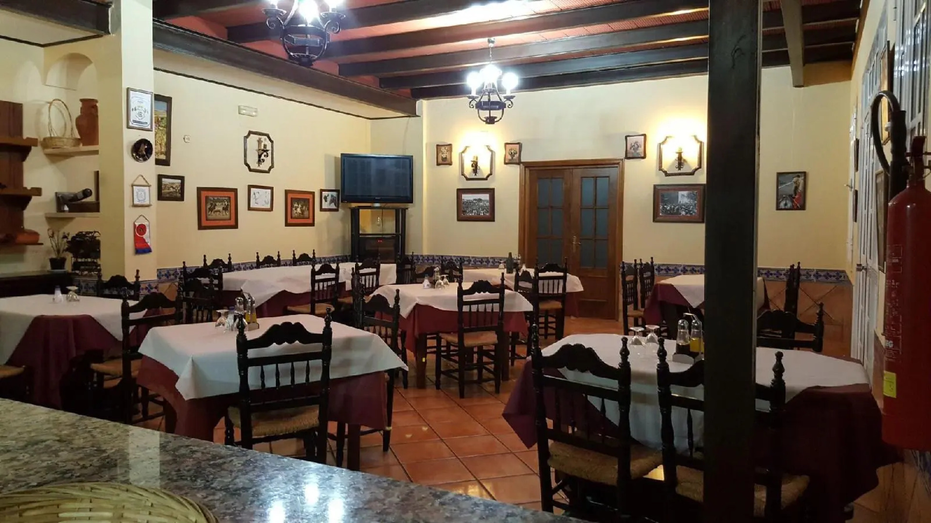 Hostal Restaurante el Lirio