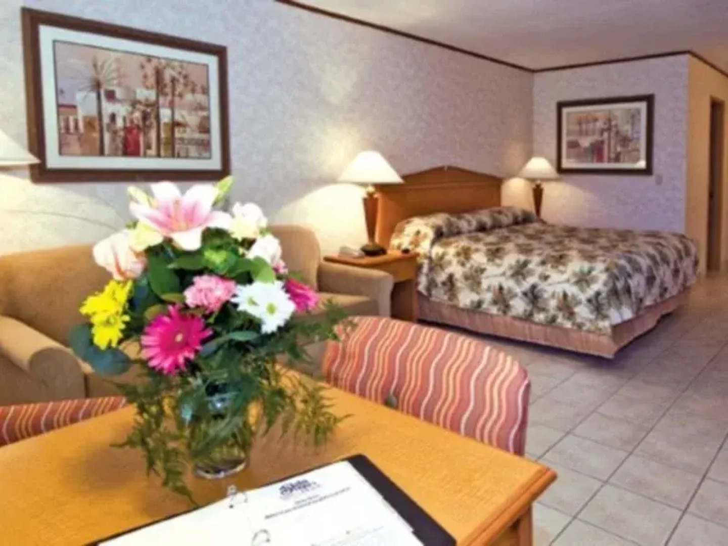 Tova Hotel & Beach Club