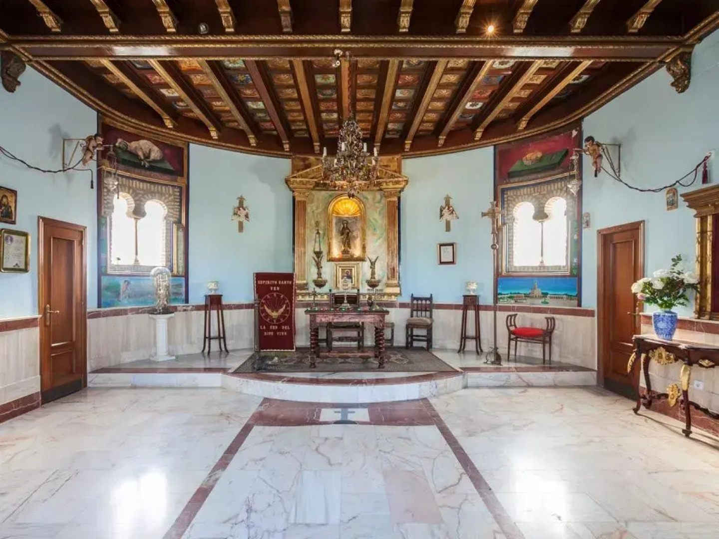 4 bedrooms villa with private pool enclosed garden and wifi at Los Palacios y Villafranca