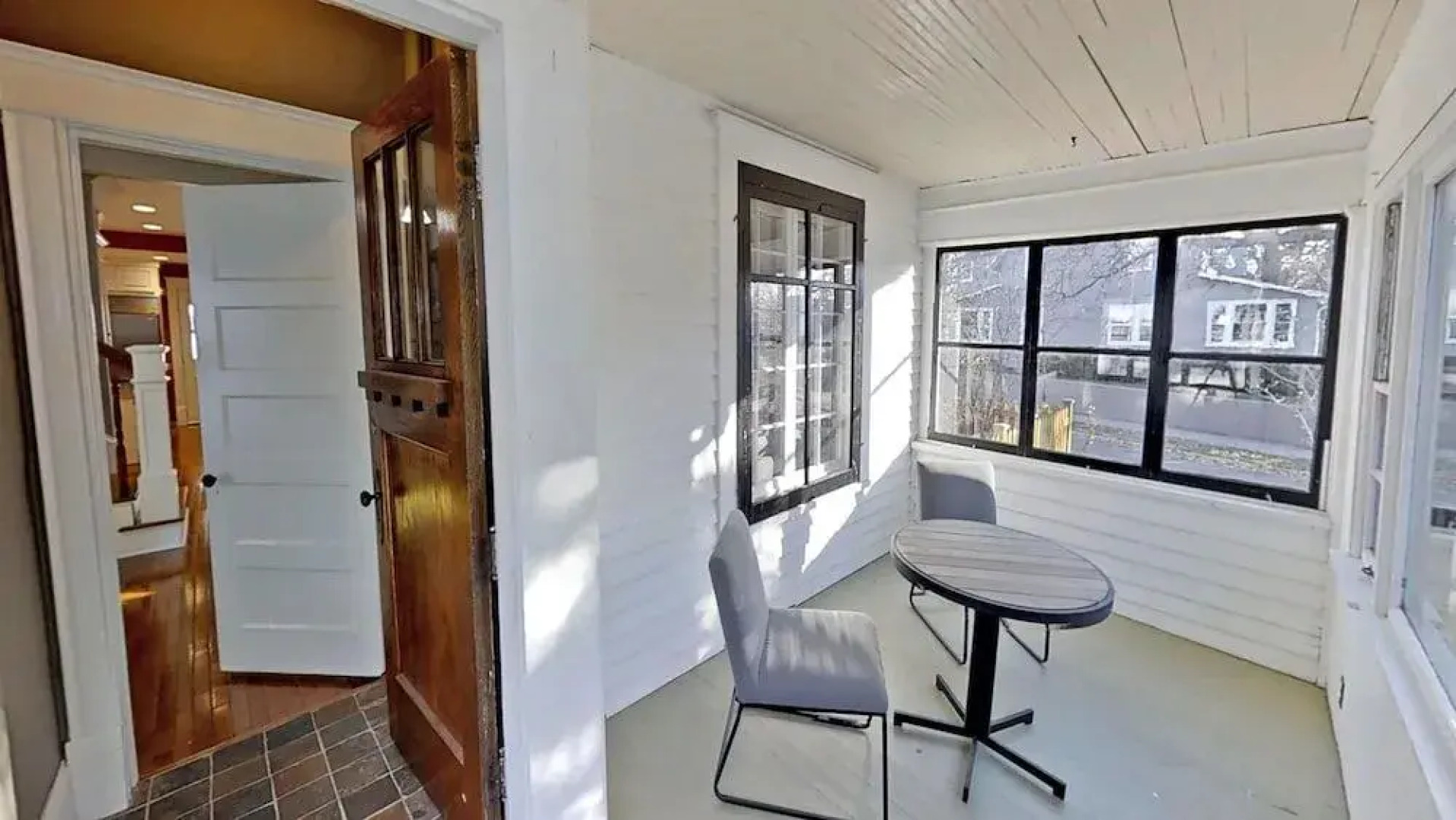 Linden Hills Luxury Charmer