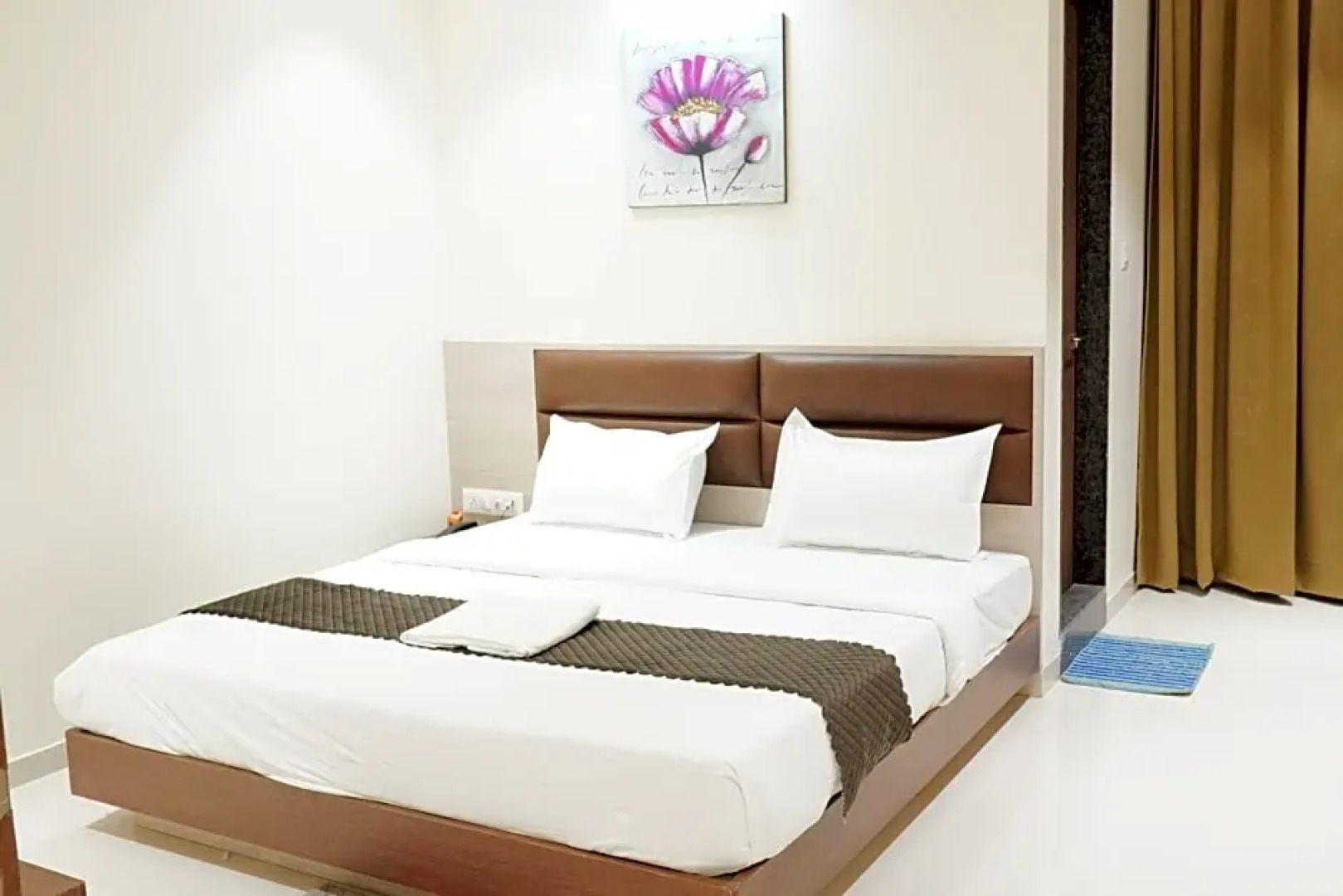 Mangalamurthy Hotels