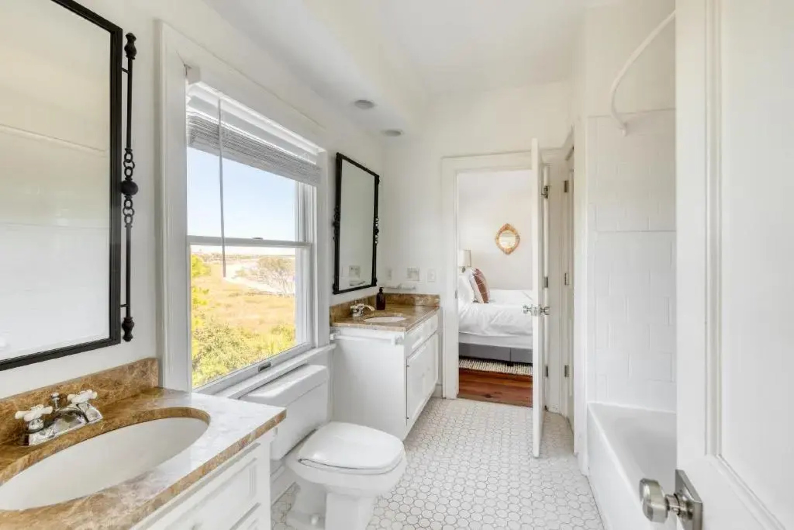 Haven by Avantstay Luxury Beachfront Home w/ Pool & Gorgeous Patios