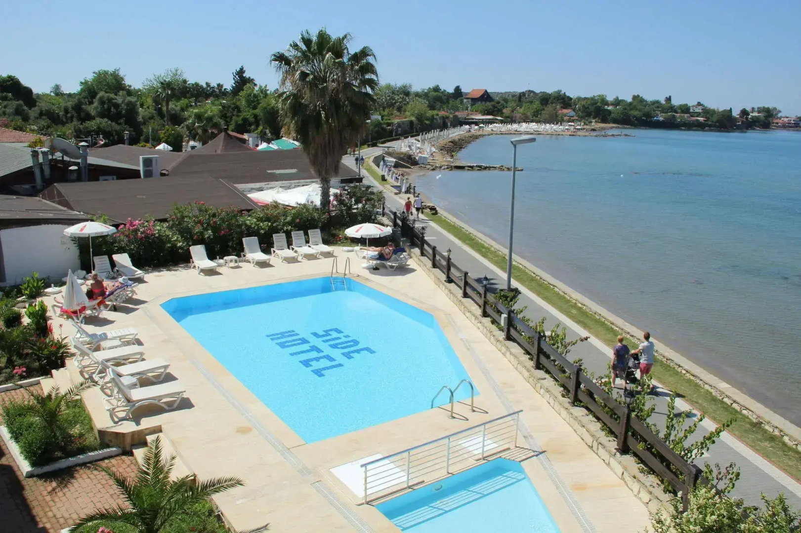 Side Beach Club Hotel