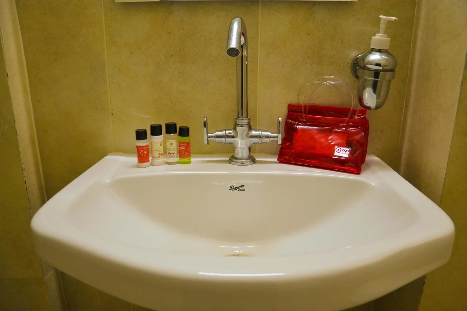 OYO Rooms Lucknow Junction