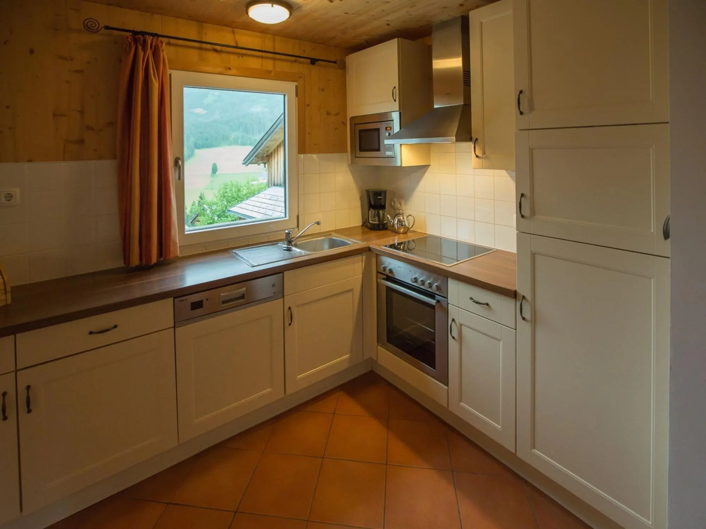 Chalet in Dachstein West With Shared Pool