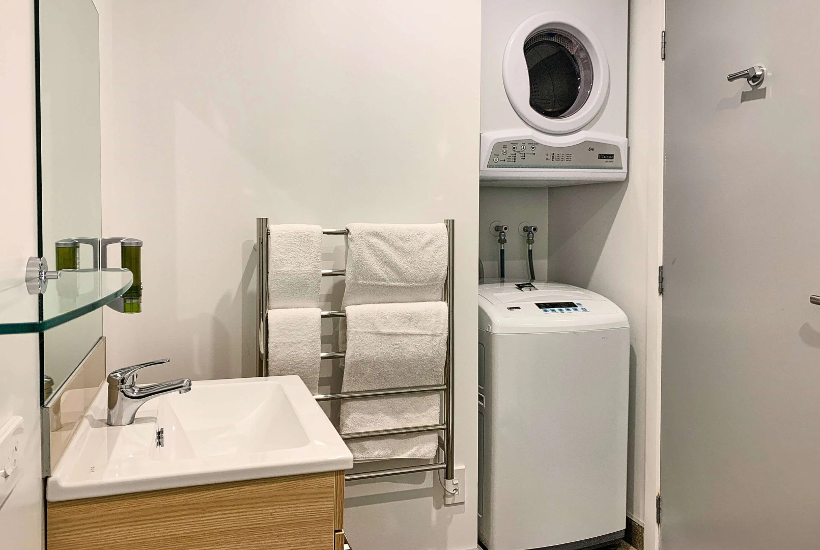 Ramada Suites By Wyndham Albany